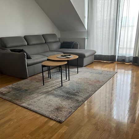 Spansko View -Comfy Apartment Zagreb Buitenkant foto